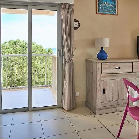 Le Capitole-2 By Interhome