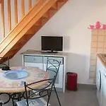 Le Capitole-2 By Interhome Appartement Fréjus