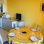 Le Capitole-2 By Interhome