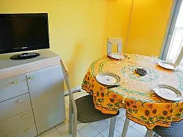 Апартаменты Le Capitole-2 By Interhome