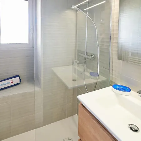 Le Capitole-2 By Interhome Фрежюс